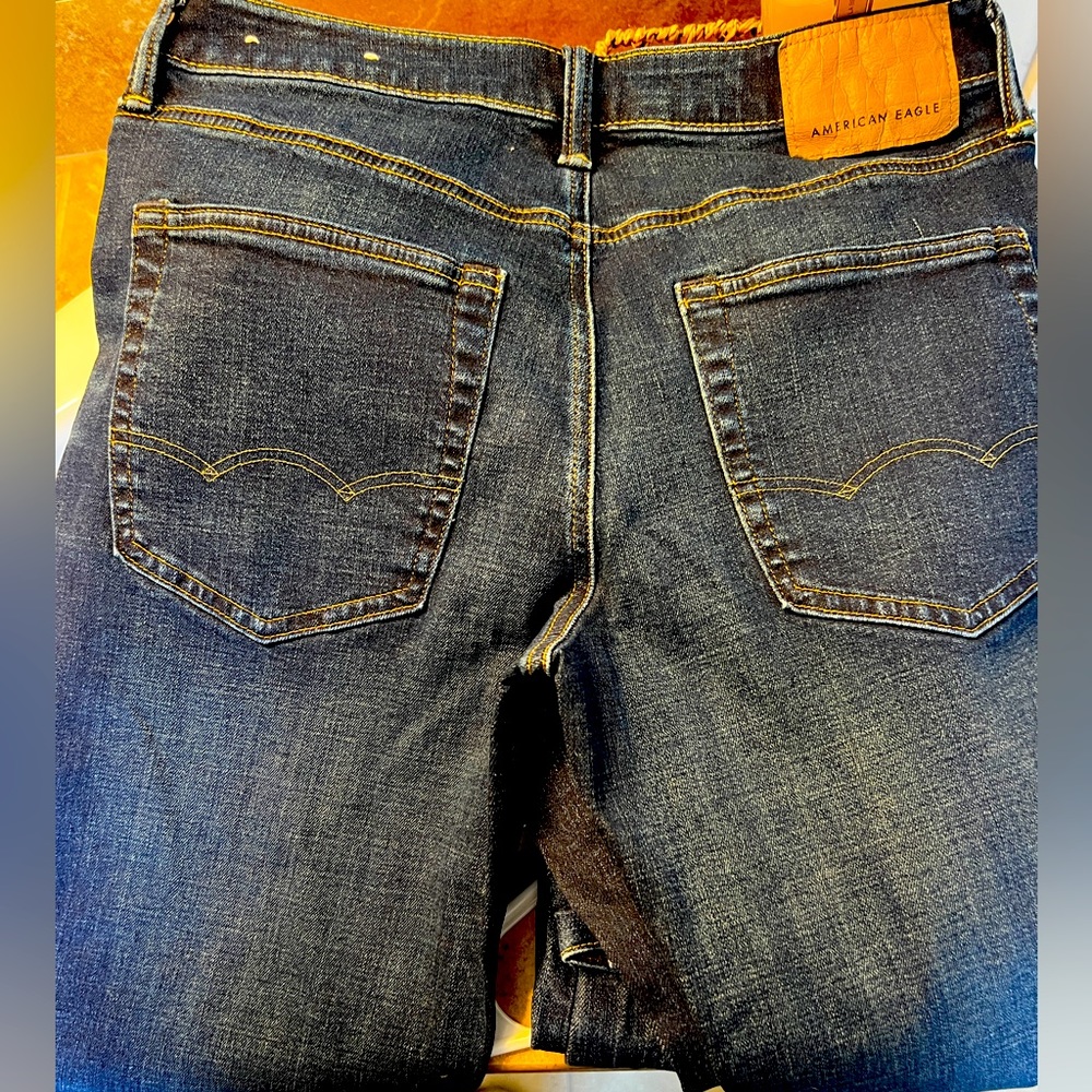 TWO pair men’s 29x34 American Eagle jeans new without tags.